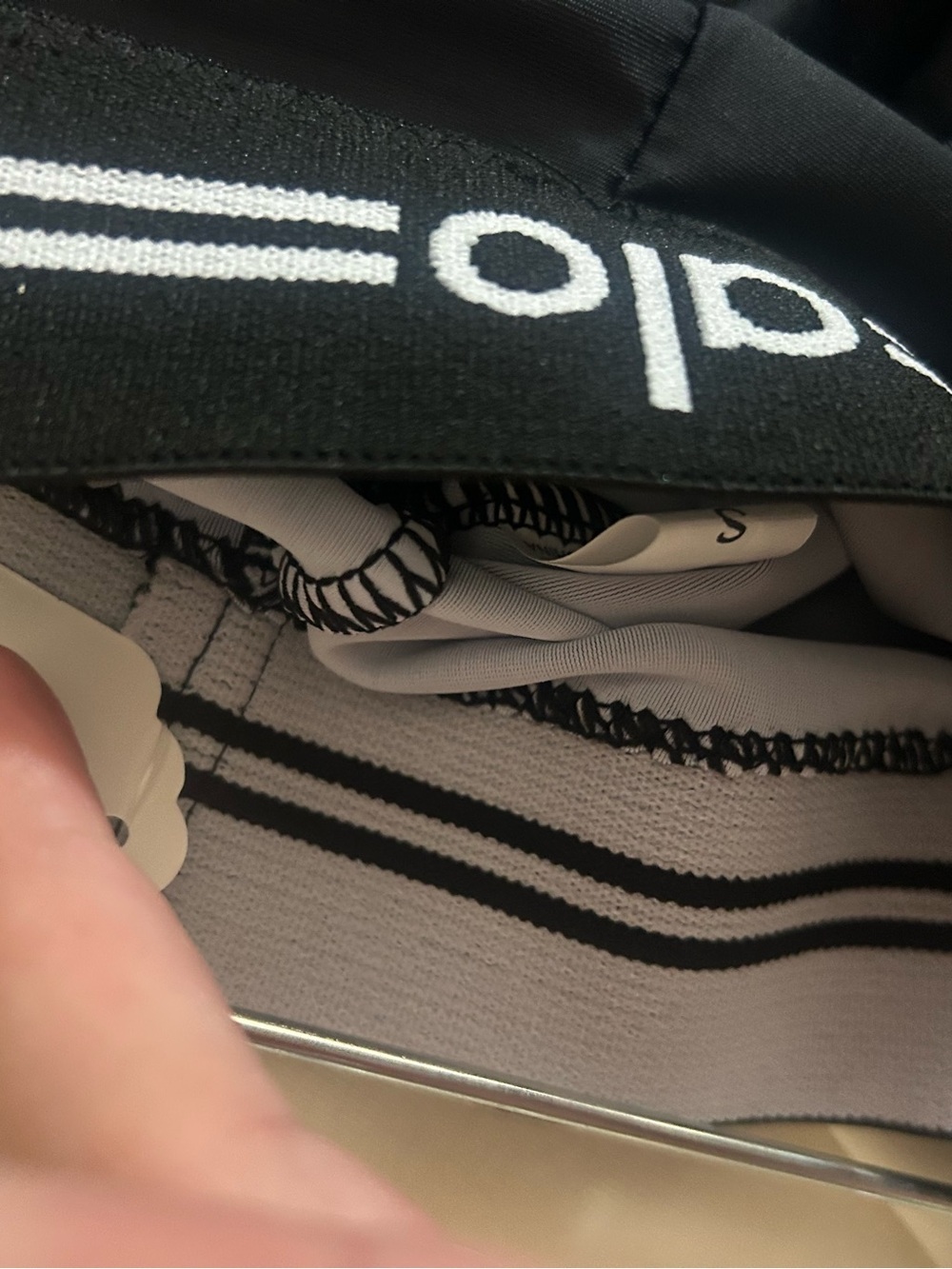 ALO Yoga Black Active Leggings with White Stripe Accents